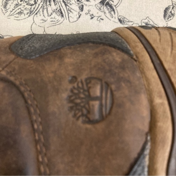 TIMBERLAND Sz 2Y  Hiking Leather Lace Up Ankle Boots Unisex - Picture 11 of 12